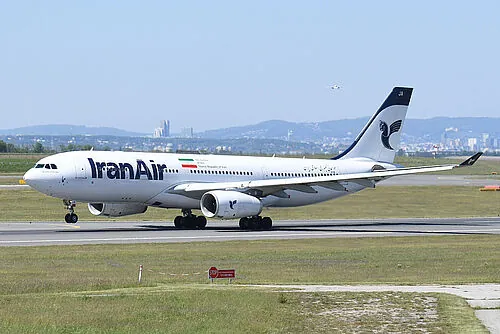 Iran Air отменила рейс в Европу из-за новых санкций ЕС