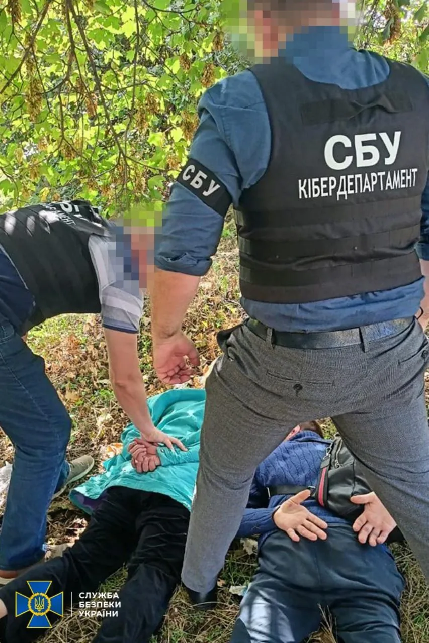 They were spying in the south of Ukraine: SBU detains couple of Russian agents and accomplice