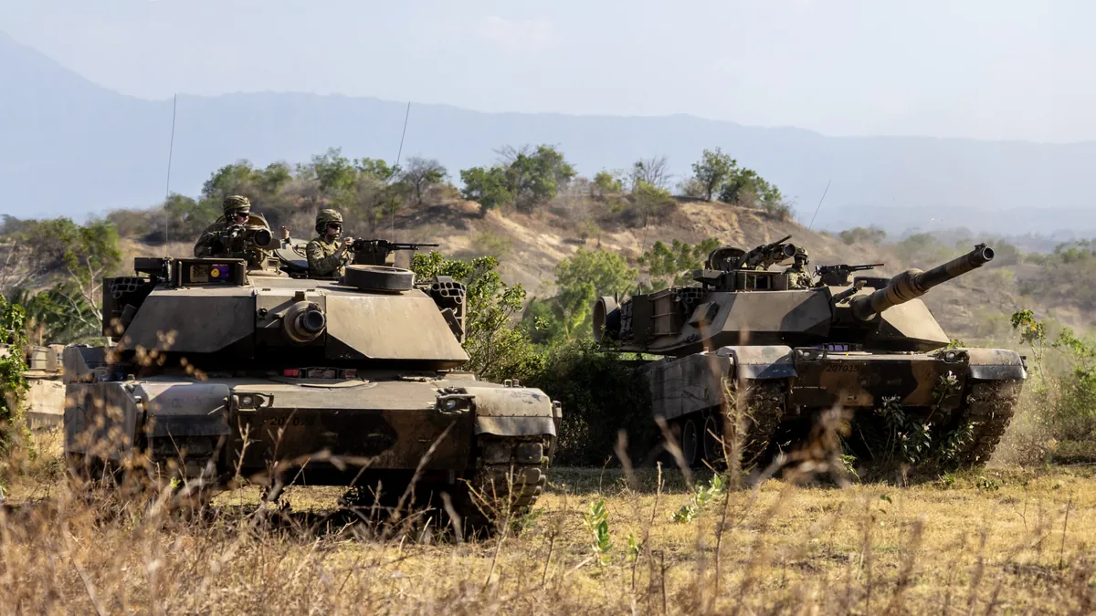 australia-to-hand-over-almost-fifty-decommissioned-abrams-tanks-to-ukraine