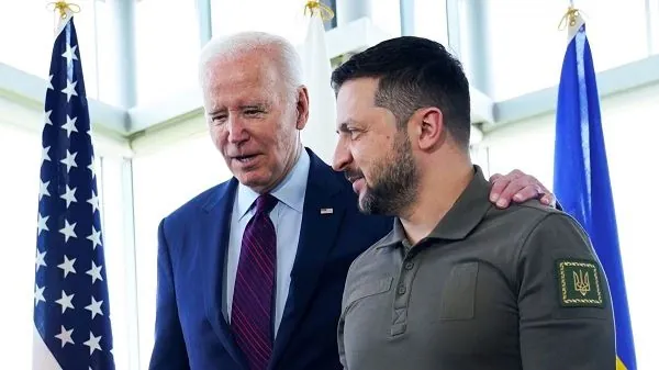 Biden to talk to Zelensky and announce military aid package for Ukraine - journalist