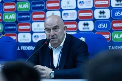 Russian coach of the Kazakh national football team fined for disrespecting the Kazakh language