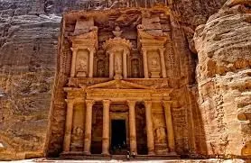 Tomb and bowl similar to the “Holy Grail” found in Jordan