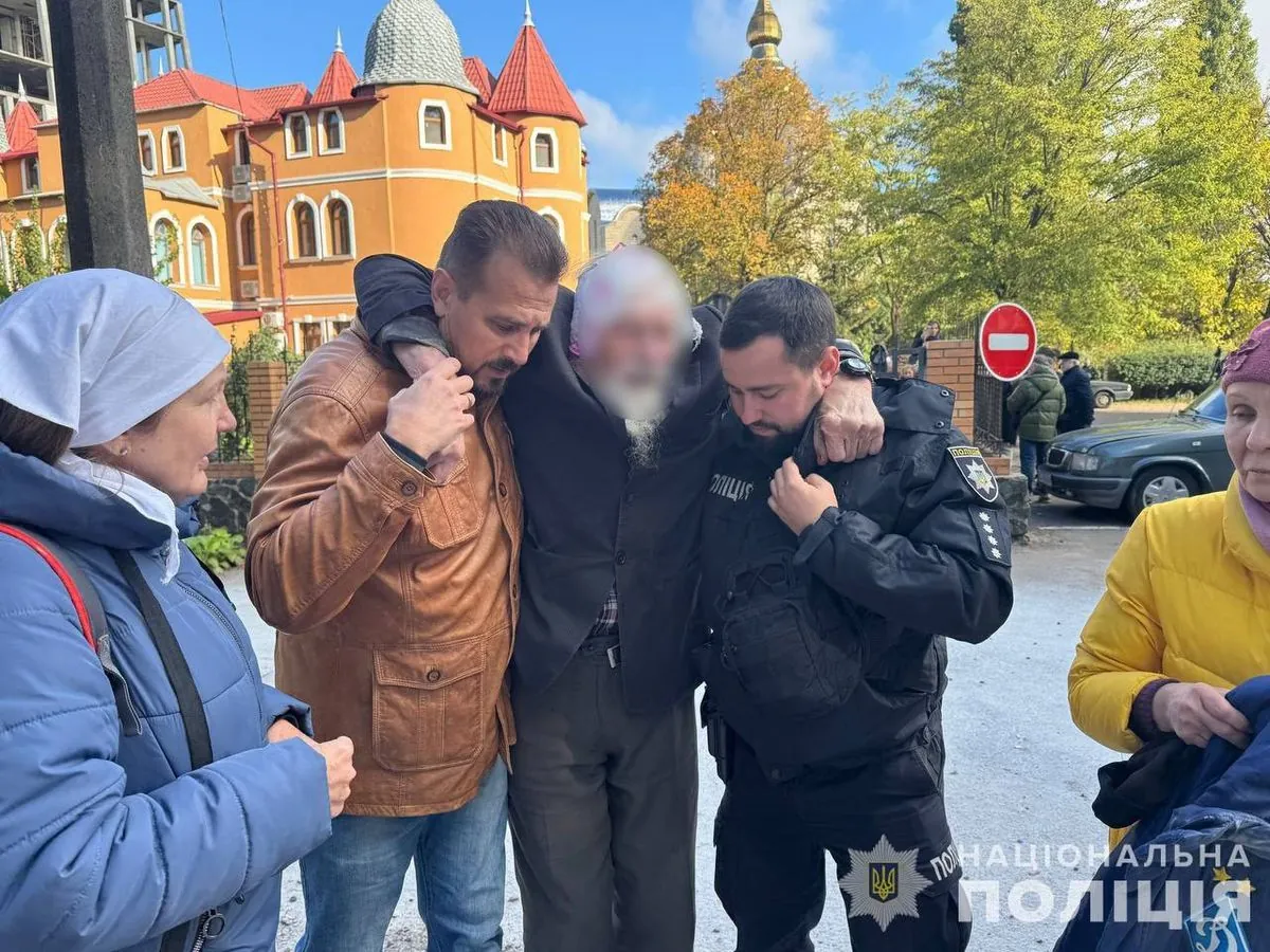 conflict-in-st-michaels-cathedral-in-cherkasy-region-police-report-several-victims-proceedings-opened