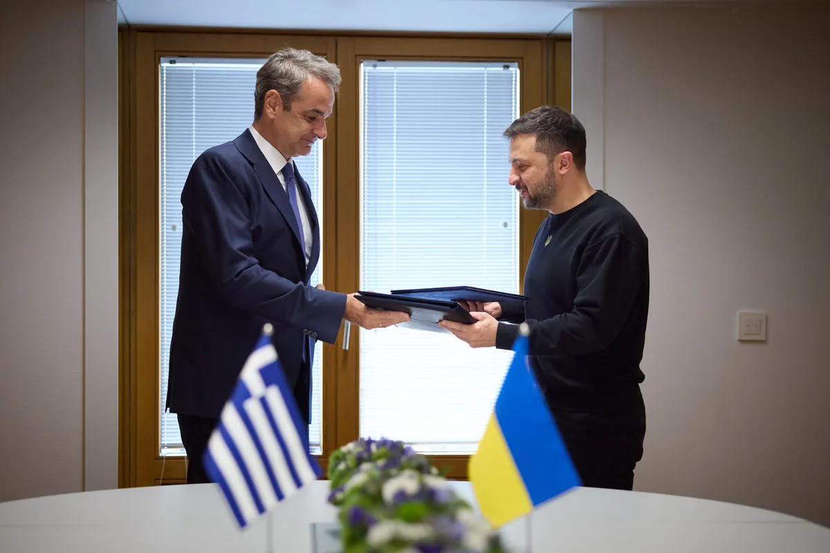 ukraine-and-greece-sign-bilateral-security-agreement