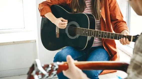 world-guitar-day-european-beaver-day-international-womens-happiness-day-what-else-can-be-celebrated-on-october-18