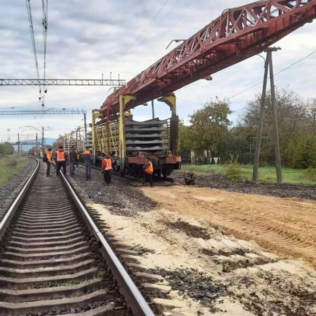 В Укрзалізниці розповіли, як триває будівництво першої в Україні євроколії