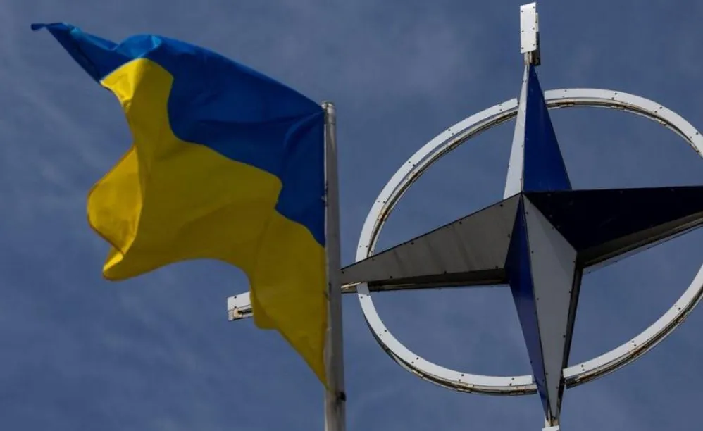 NATO chief announces “significant” military assistance to Ukraine