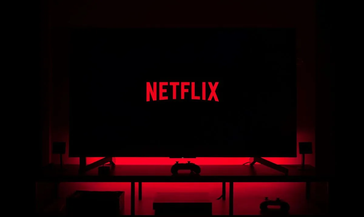 Netflix forecasts revenue growth to $43-44 billion in 2025