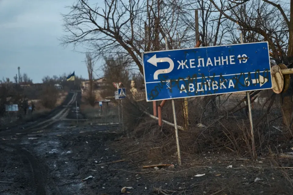 Зеленский о Ставке: больше всего внимания - сложным направлениям в Донецкой области