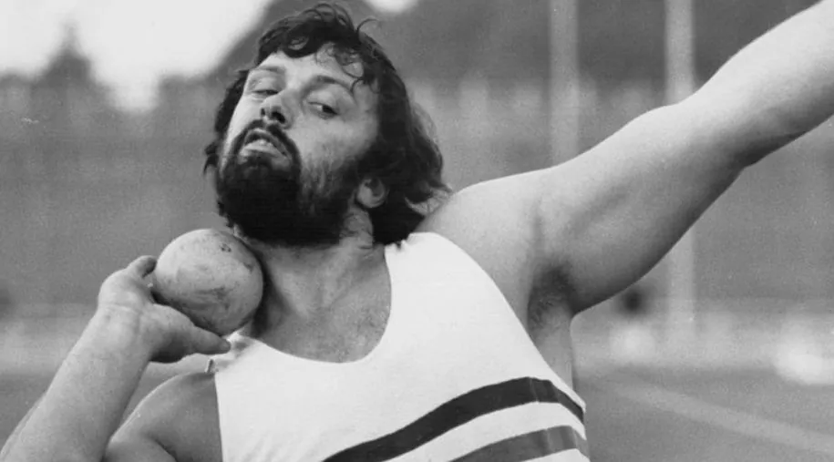 one-of-the-best-shot-putters-in-history-jeff-capes-has-passed-away-at-the-age-of-75