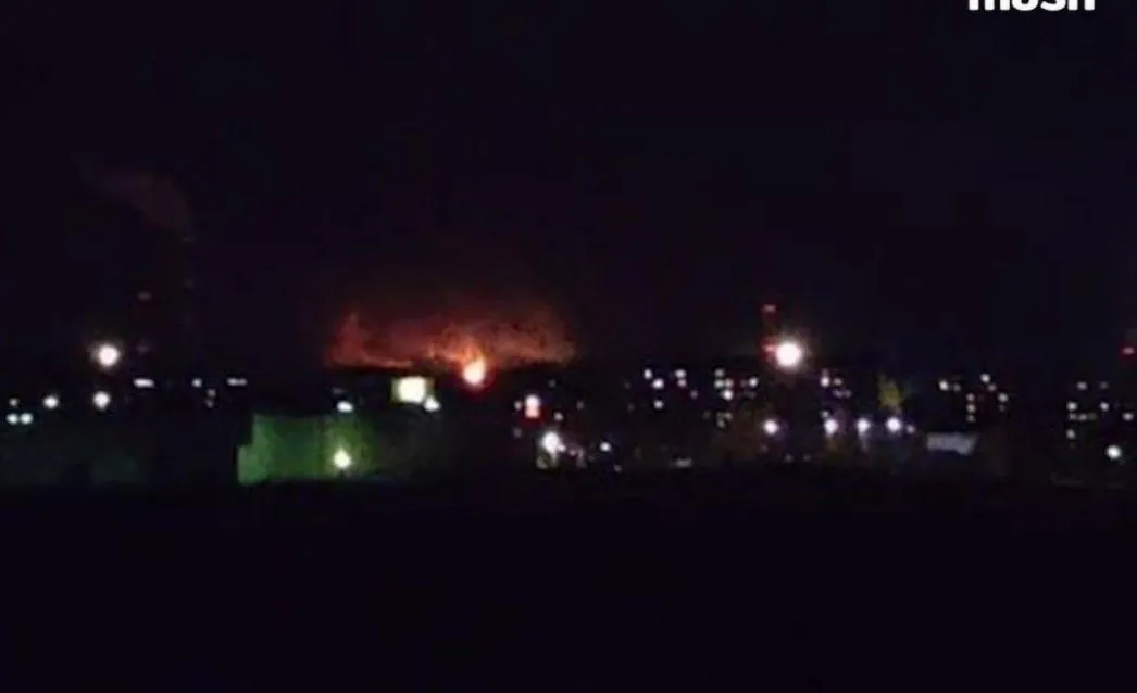 a-powerful-explosion-was-heard-at-one-of-the-largest-oil-refineries-in-russia-in-ryazan