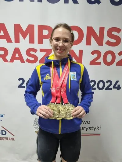 Ukrainian weightlifter sets record at European Youth Championships