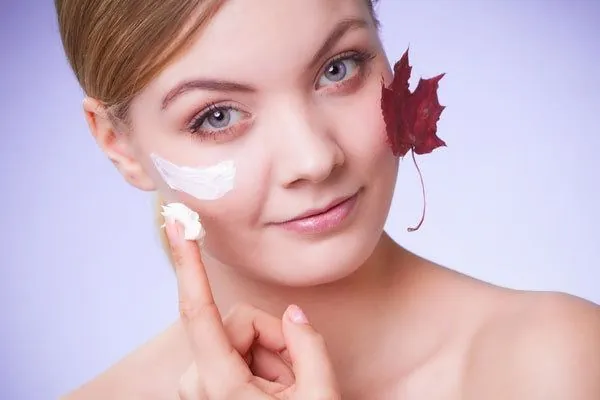 5 important tips for skin care in the fall: what experts advise