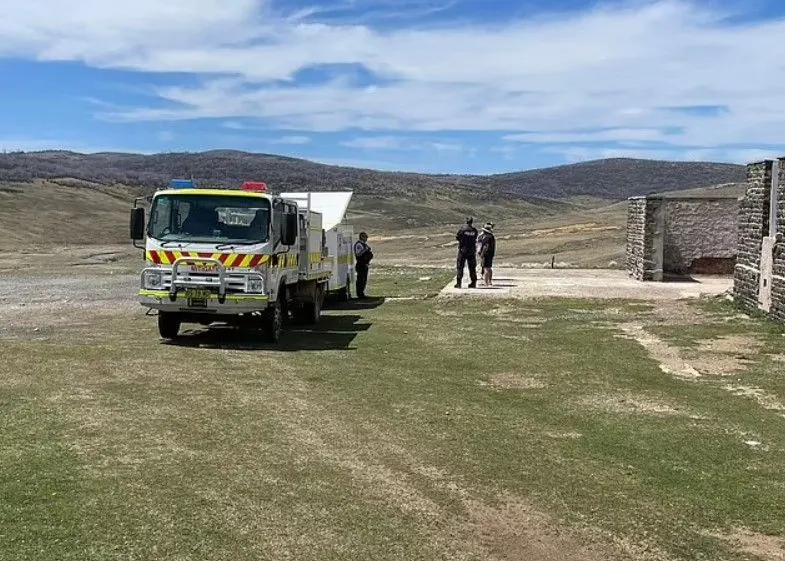 woman-photographer-miraculously-survives-12-days-of-wandering-in-the-snowy-mountains-of-australia