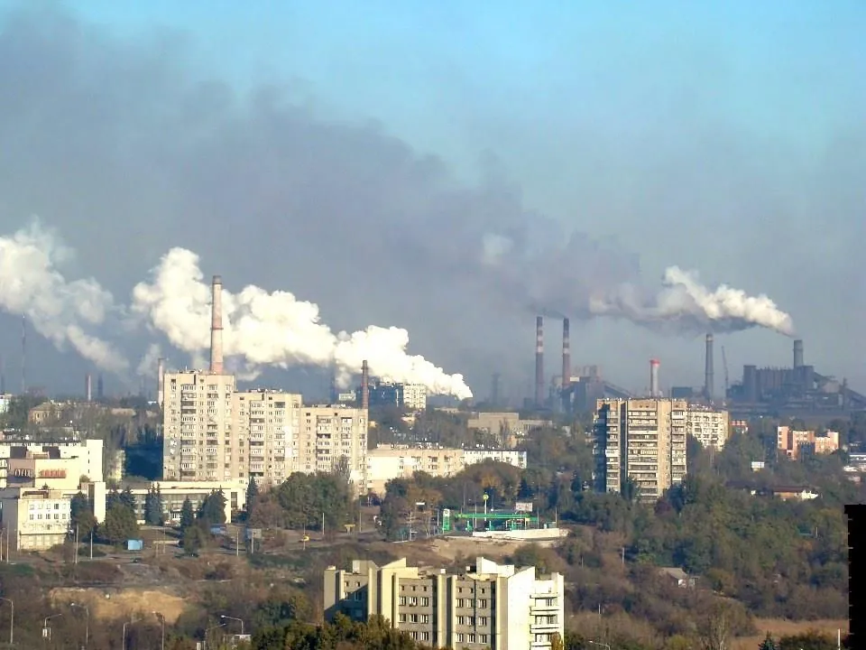 zabrudnennia-atmosfery-zemli-dosiahlo-rekordnoho-rivnia-vcheni