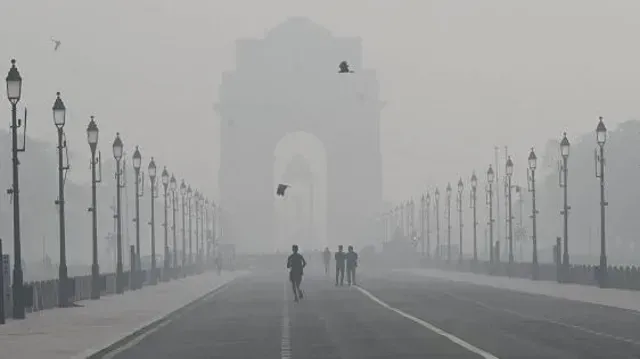 the-level-of-air-pollution-in-delhi-exceeded-the-who-standard-by-30-times