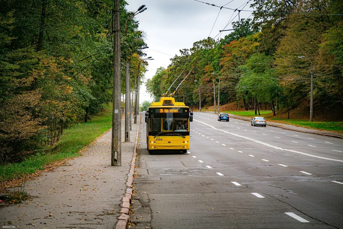 bridge-over-the-lybid-in-kyiv-new-traffic-restrictions-and-emergency-measures