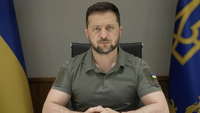 Zelensky shows video of the aftermath of Russia's attack on Kharkiv