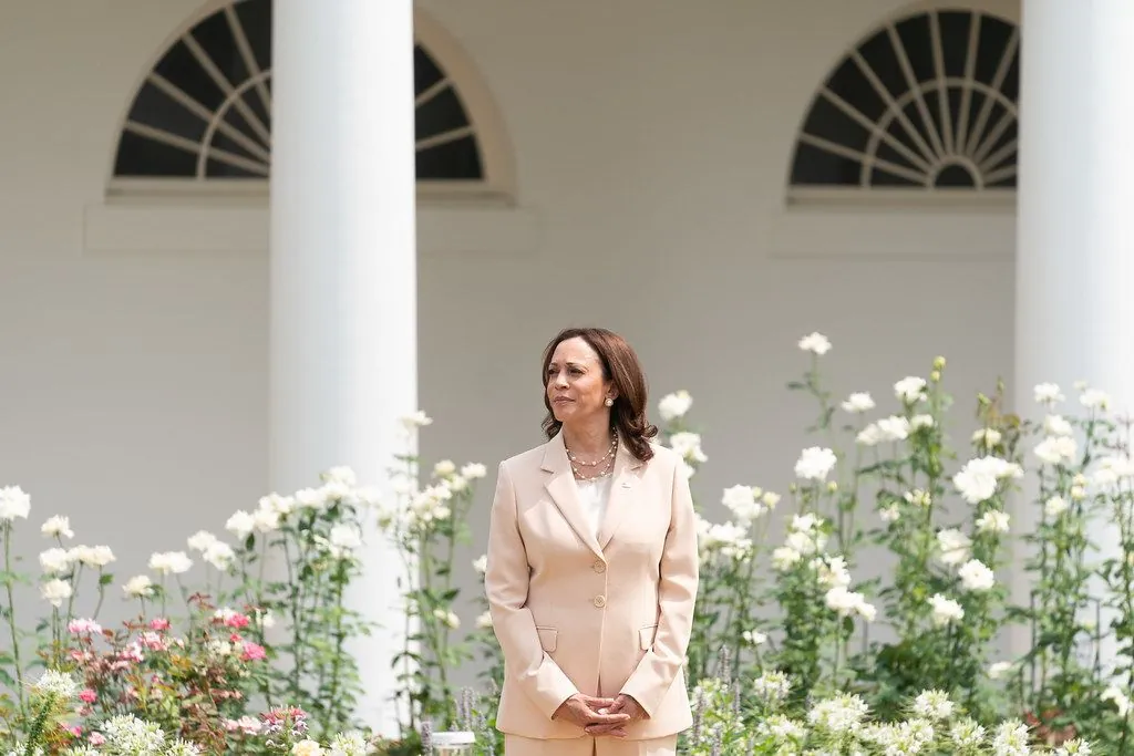 Harris has no plans to give a speech - AP