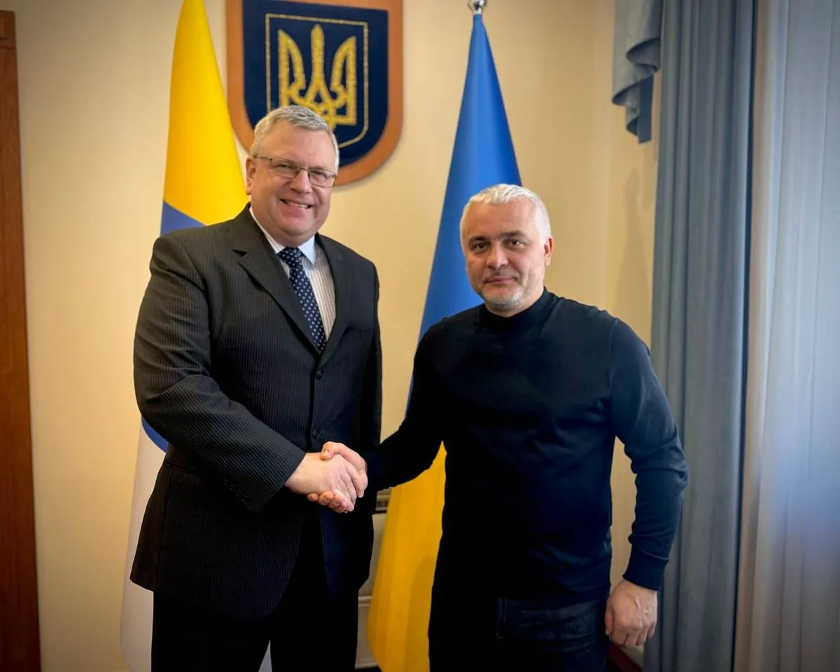 economic-cooperation-in-the-maritime-and-logistics-sectors-kipers-shares-details-of-meeting-with-latvian-ambassador-to-ukraine