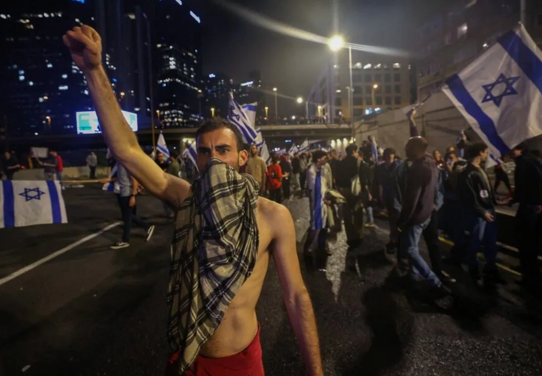 Massive protests in Israel over the decision to dismiss Gallant from the post of defense minister: Prime Minister also called to “resign”