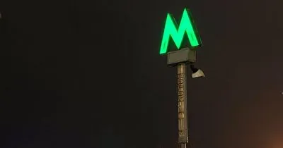 In the capital, a girl hanged herself on the Osokorky metro sign