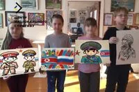 Occupants force Ukrainian schoolchildren to draw postcards for the DPRK military