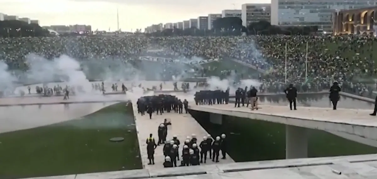 Argentina orders the arrest of Bolsonaro's supporters