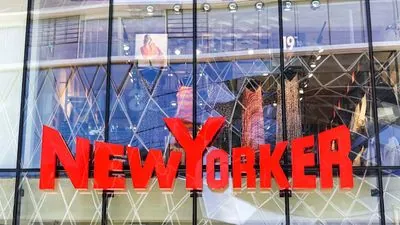 Превратил немецкие магазины одежды в модную империю: умер глава New Yorker