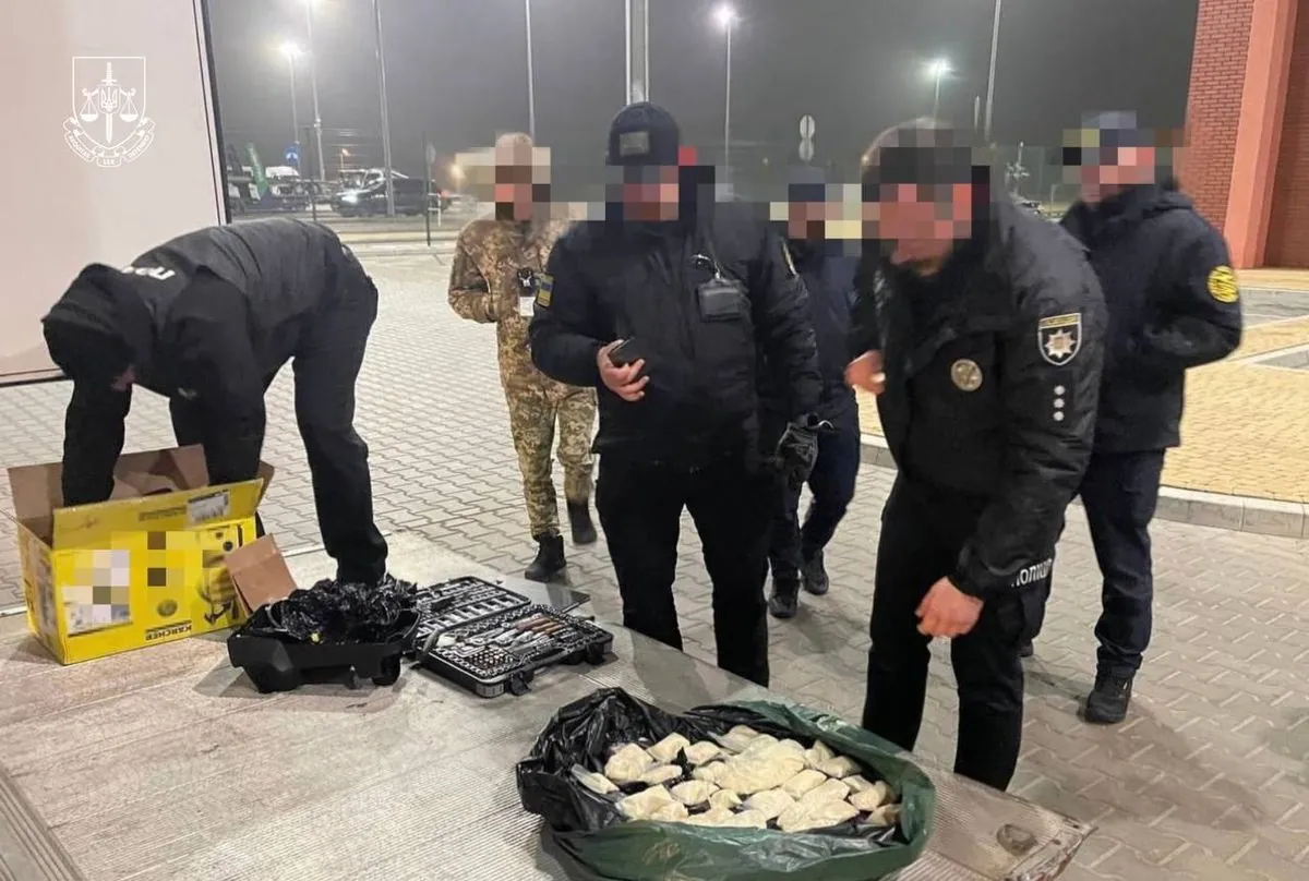 Drug dealer with psychotropic drugs worth millions exposed in Kyiv: what was found on the criminal