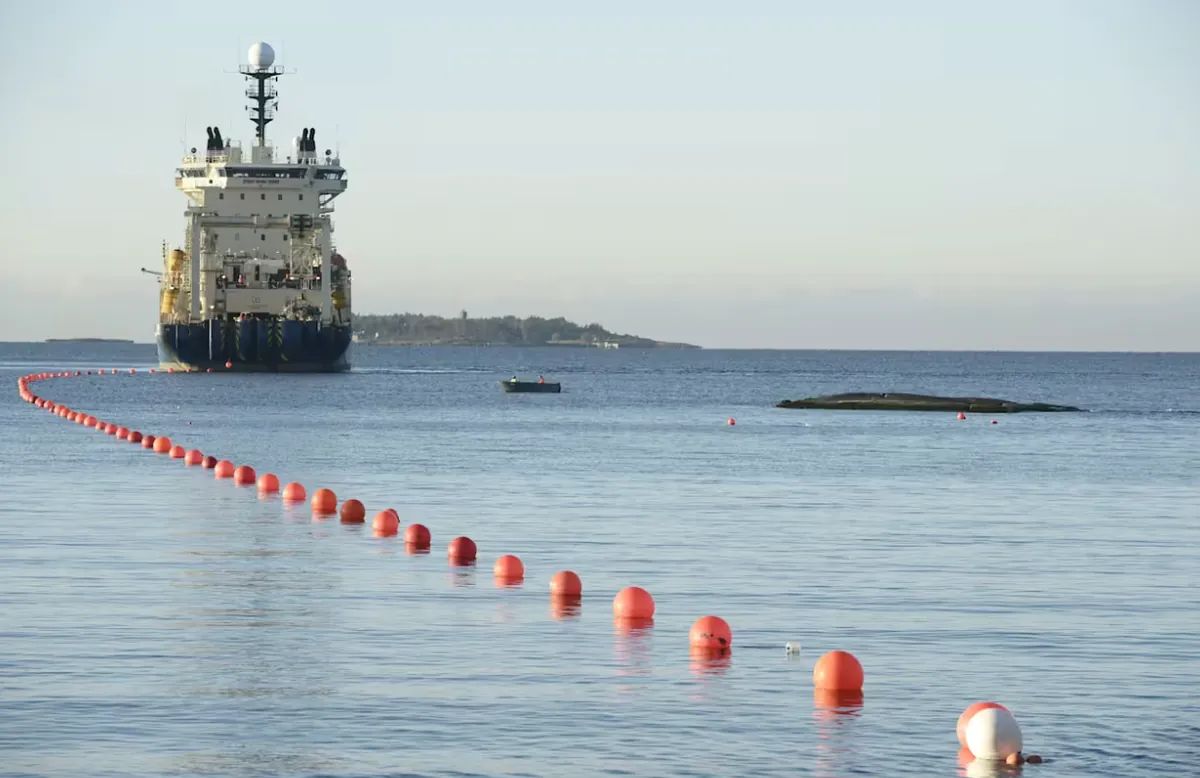 Submarine cable between Finland and Germany damaged: what is known