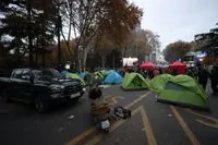 Полиция Грузии разогнала протестующих и снесла палаточный городок в Тбилиси