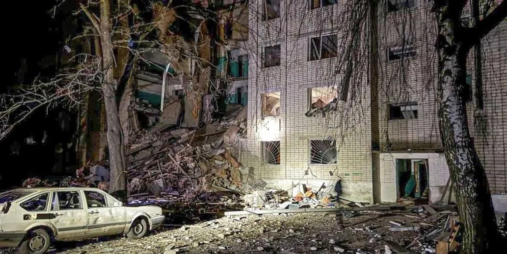 In Sumy region, a hostel in Hlukhiv was hit: the death toll has risen to 6 people and the number of injured is 12