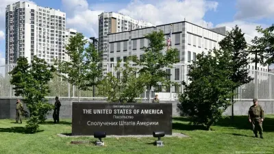 Посольство США в Києві попередило про "можливу потужну атаку"