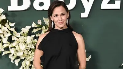 Jennifer Garner limits contact with Jennifer Lopez after Ben Affleck's marriage breakdown