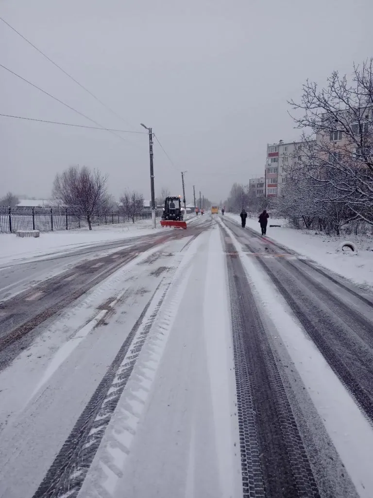 Первый снегопад этого осенне-зимнего сезона. Мэр Броваров рассказал, как город справляется с осложнением погодных условий