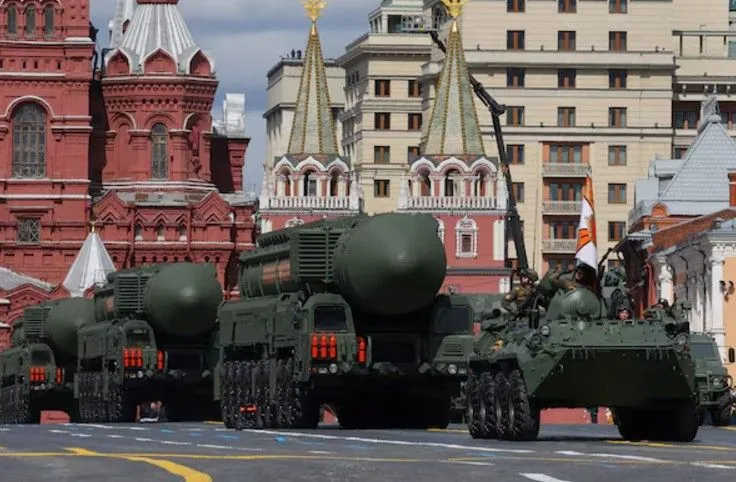 putin's entourage pressures him to use intercontinental missiles - Center for Countering Disinformation