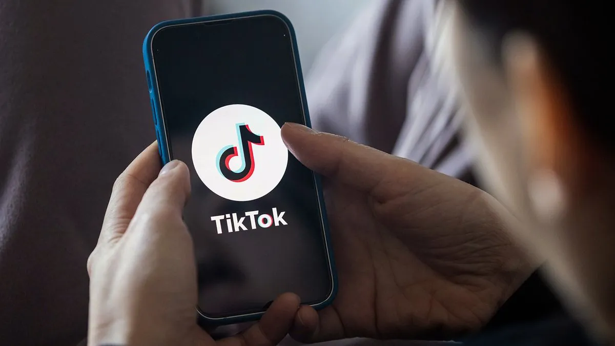 TikTok заблокирует подросткам фильтры красоты, чтобы уберечь их психику