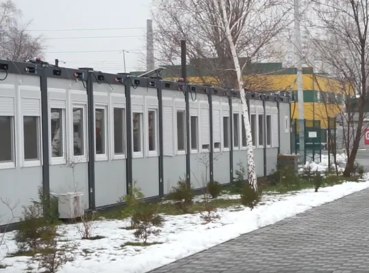 Модульному містечку у Броварах виповнилося два роки: історія підтримки та турботи про ВПО