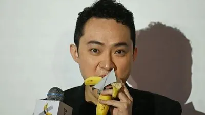 Crypto entrepreneur ate a banana for 6 6.2 million from a famous art object