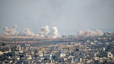 Russian and Syrian planes hit Idlib city in Syria