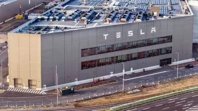 Суд США в другові заблокував багатомільярдний пакет зарплат Маска в Tesla