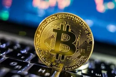 Bitcoin plummeted after declaring martial law in South Korea