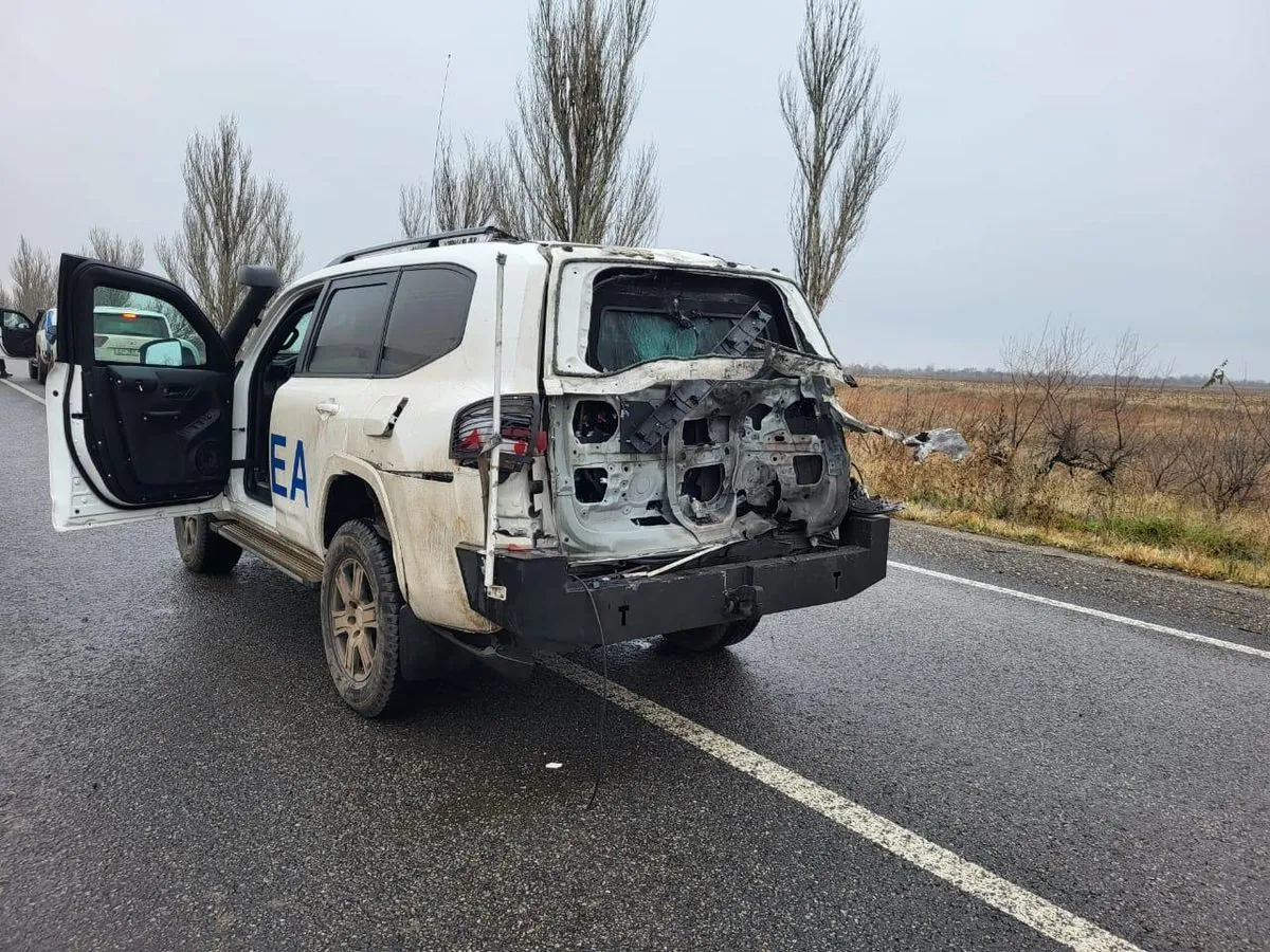 Російський дрон атакував автомобіль МАГАТЕ в Запорізькій області