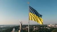 У Києві знімуть найбільший державний прапор через сильний вітер