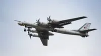 Tu-95MS strategic bombers take off from Olenya airfield - PS