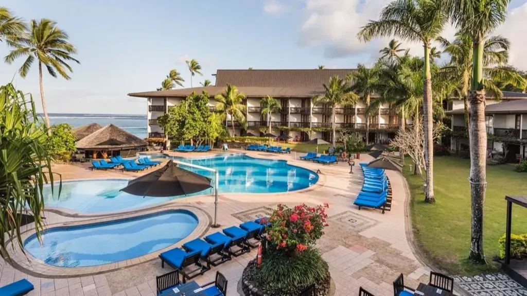 Mass poisoning of tourists after drinking pina colada at a five-star resort in Fiji