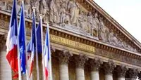 French Parliament passes law for functioning of the country without a budget