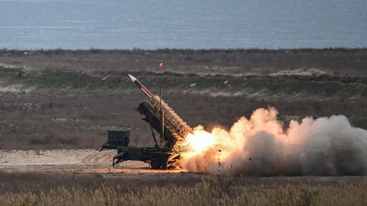 Польша готова сбивать российские ракеты только в случае угрозы для своей территории - министр обороны