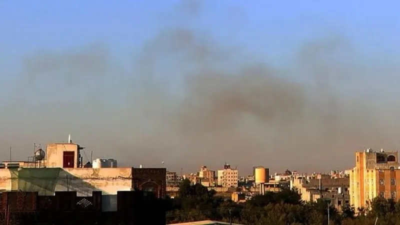 Israel fires at Yemen airport when a UN delegation was visiting and a civilian plane landed there: photo